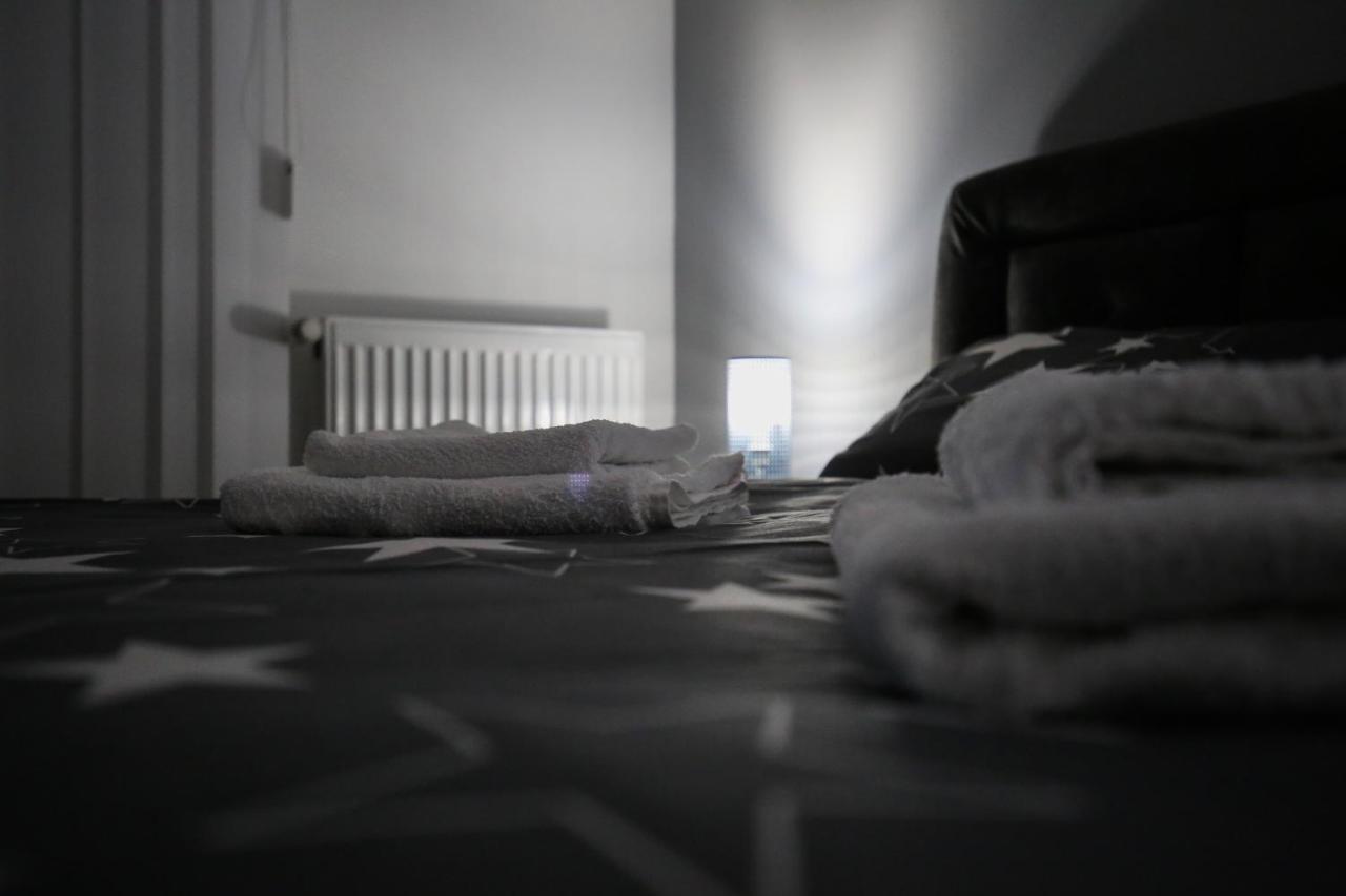 Manirosi 3 Apartman 苏博蒂察 外观 照片