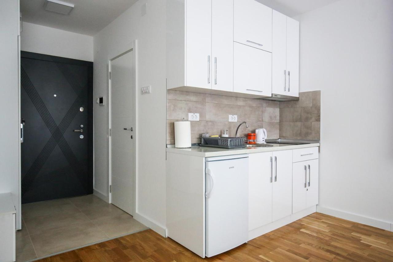Manirosi 3 Apartman 苏博蒂察 外观 照片